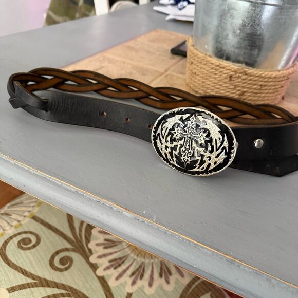 Crumrine Silversmiths Cross Belt Buckle & Braided Leather Belt Crumrine Western Silvertone Belt Buckle with Cross of Thorns  main image 4